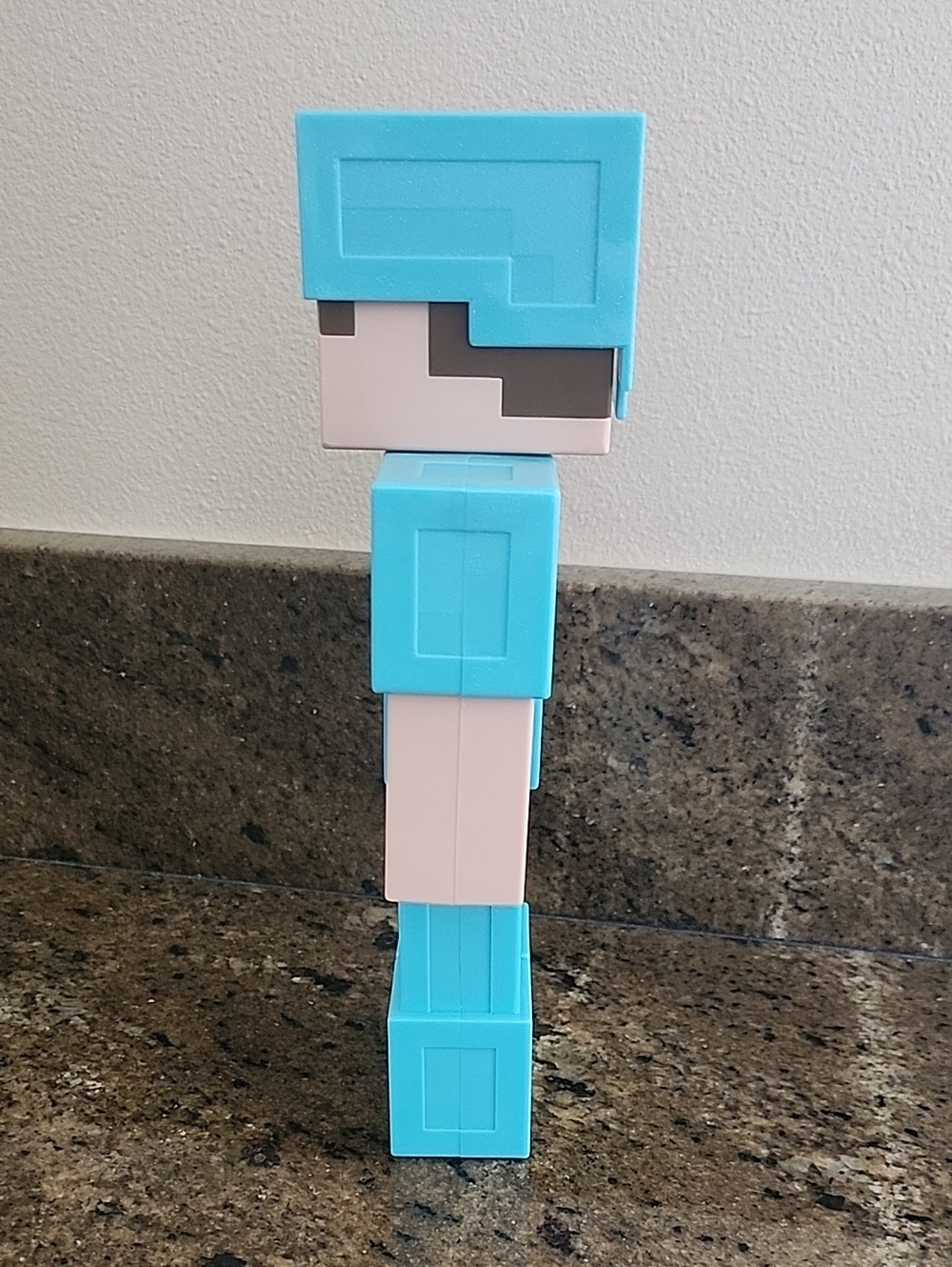 Minecraft Diamond Armor Steve Large Scale Action Figure 8.5" - Picture 3 of 8